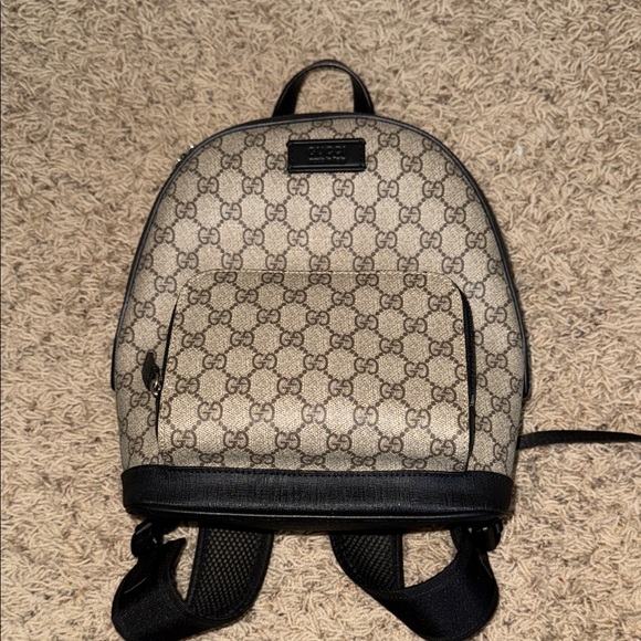 Gucci Beige and Black GG Canvas Backpack - Picture 6 of 7